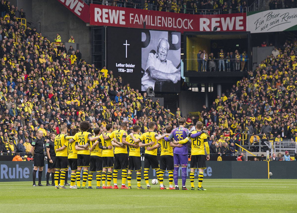 德甲激烈,球迷留言支持的简单介绍 德甲激烈,球迷留言支持的简单介绍