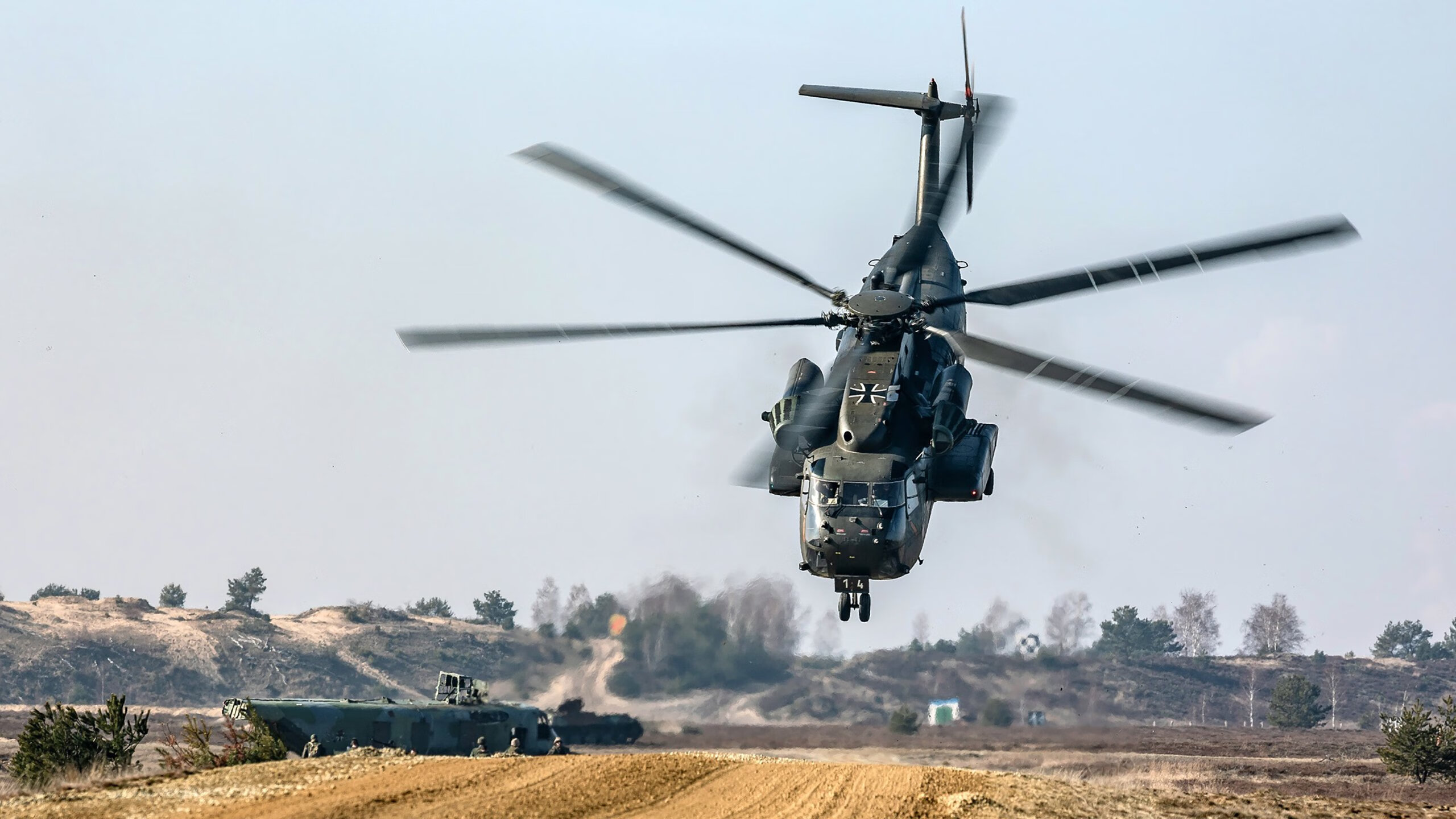 LEYU乐鱼体育官方网站-拉科鲁尼亚主场-大胜赫罗纳，索里亚蒂进球，拉科鲁尼亚 球星