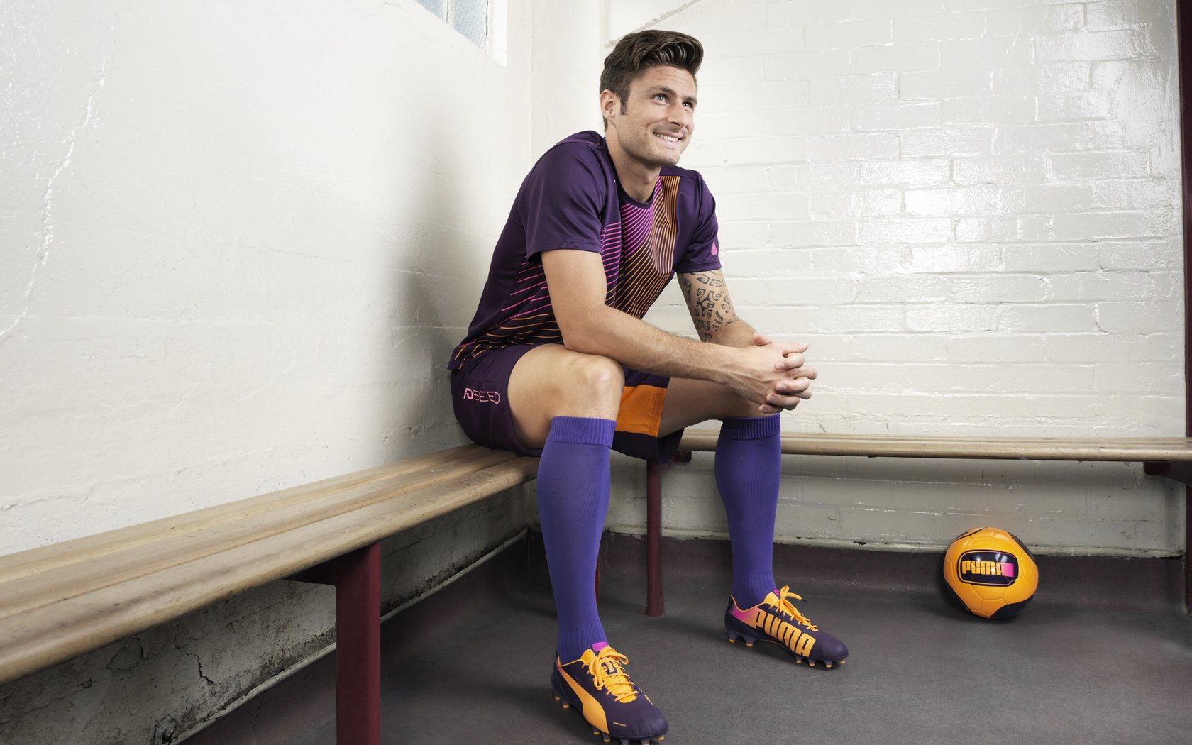 马刺球员加入公益课堂传播篮球文化，马刺 篮球