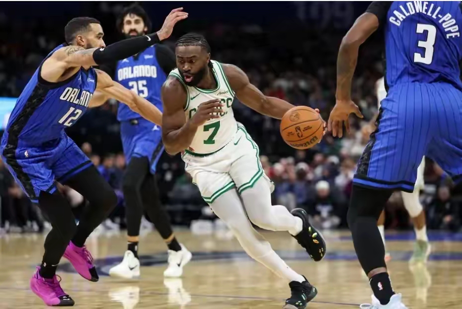 雄鹿vs篮网：东部强强对话