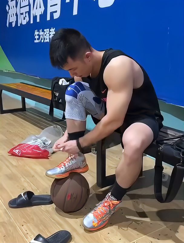 乐鱼体育：中国篮球教练，如何才能培养出更多优秀的篮球运动员？的简单介绍