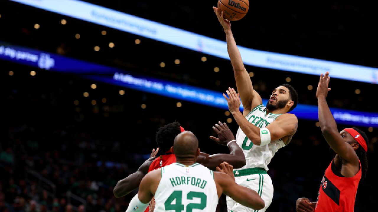 乐鱼体育:凯尔特人队的进攻战术演练：如何发挥双探花的优势，提升进攻火力？的简单介绍